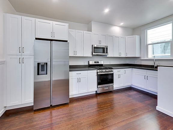2nd image of 554A Natoma St #A