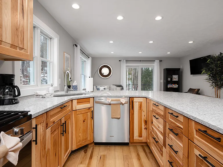 18787 Lakewood Cir — Photo 5