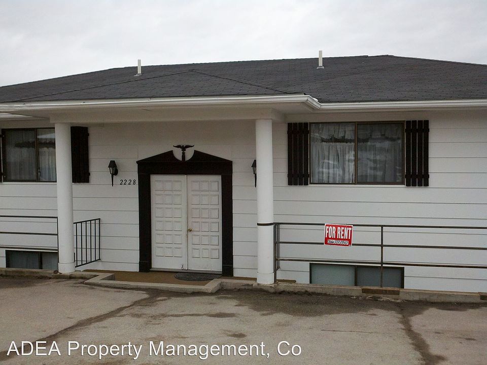 1st image of 2228 E Foothills Dr APT 3