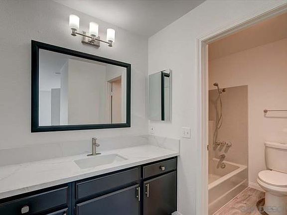 5th image of 71-4040 Porte La Paz Unit 71