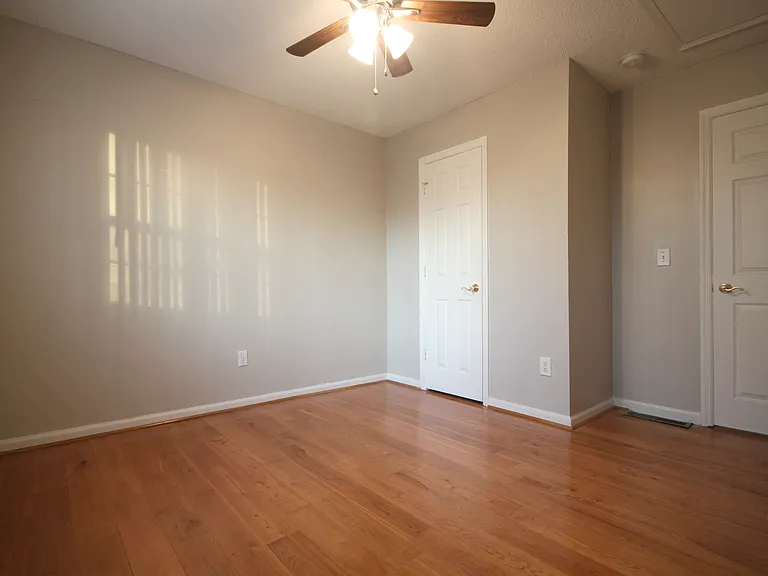 945 Mill Stone Dr — Photo 28
