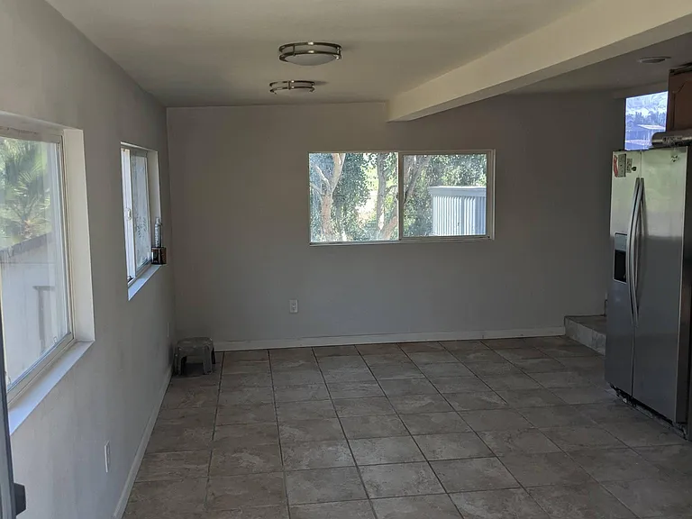 2116 Weeping Willow Way — Photo 4
