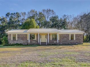 8251 McKee Rd N, Irvington, AL 36544