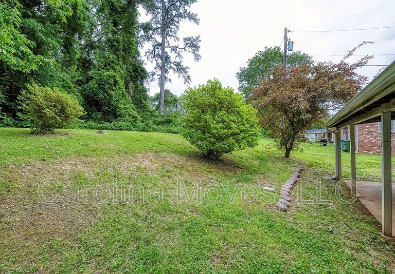 130 Pleasant Dr #A — Photo 18