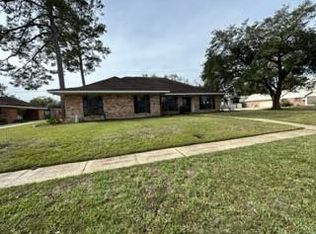 1100 Rue Chalet, Hammond, LA 70403