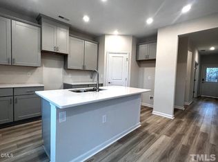 7142 Stratified Ct, Mebane, NC 27302