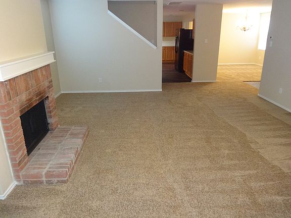 4th image of 1221 Cyprus Dr