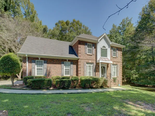 125 Blue Grass Ct, Oxford, GA 30054