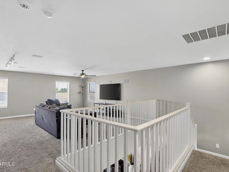 734 W Desert Seasons Dr — Photo 18