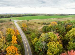 Dundee Strasburg Rd NW, Strasburg, OH 44680