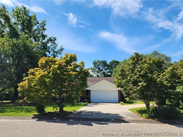191 Drew St, Raeford, NC 28376