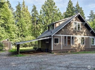 25 S Quail Trail Ln, Coupeville, WA 98239