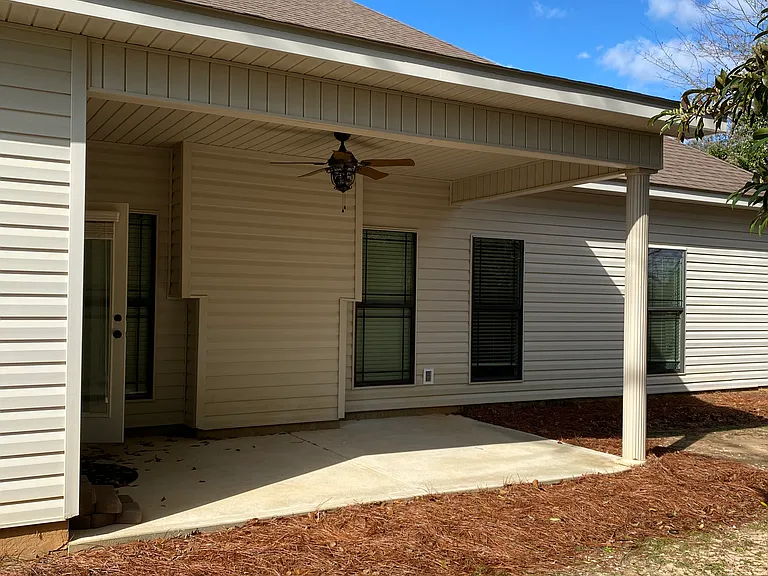 104 Nutmeg Pl — Photo 9