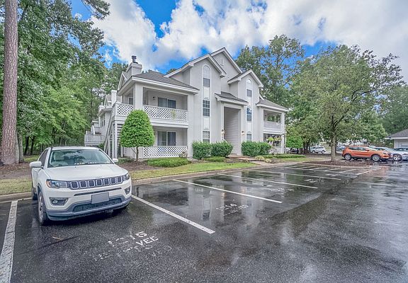 2nd image of 704 Inlet Quay APT I