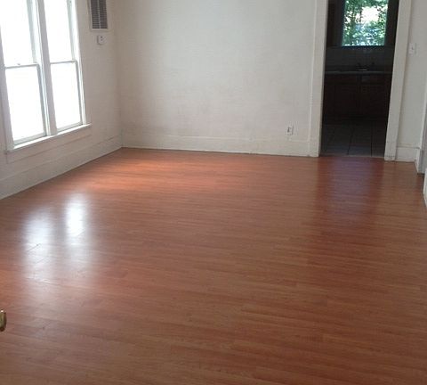 2nd image of 307 E Park St
