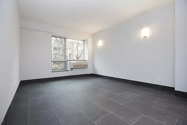 Rented by REAL New York | media 6