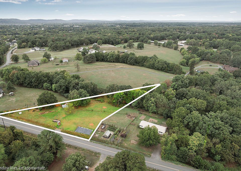 1st image of 3017 N Adams Rd