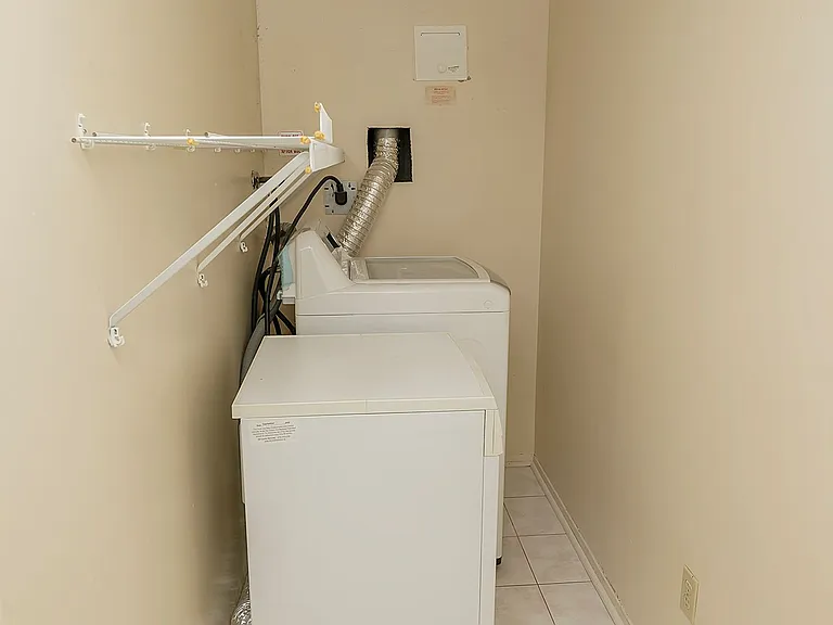175 Bamburgh Cir #702 — Photo 17