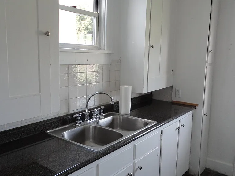 353 Demain Ave — Photo 8