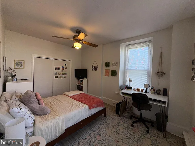 4446 Fleming St #2F — Photo 8