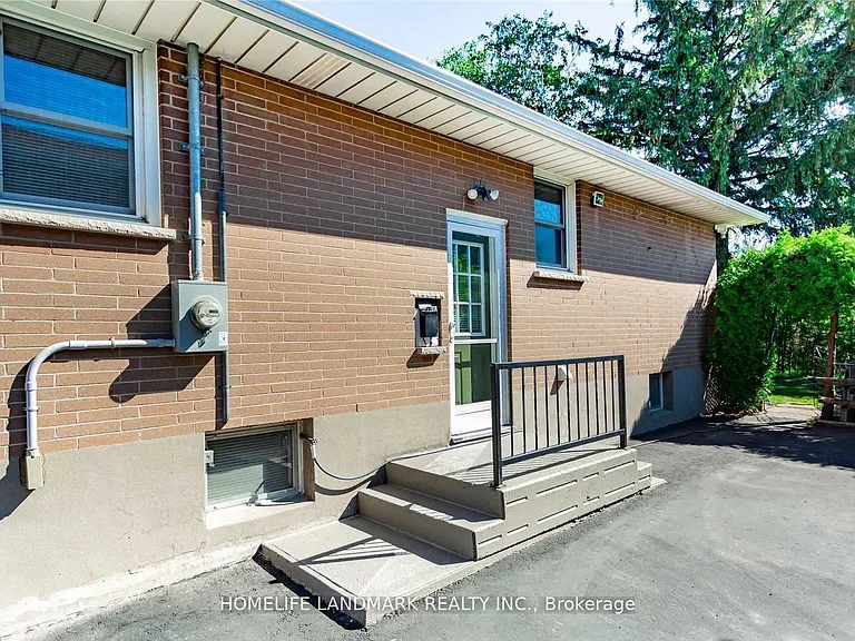 615 Gibbons St #BASEMNT — Photo 2