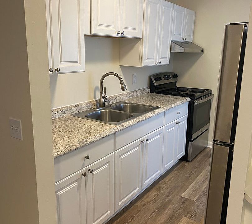 1st image of 2836 Nichols St APT 2