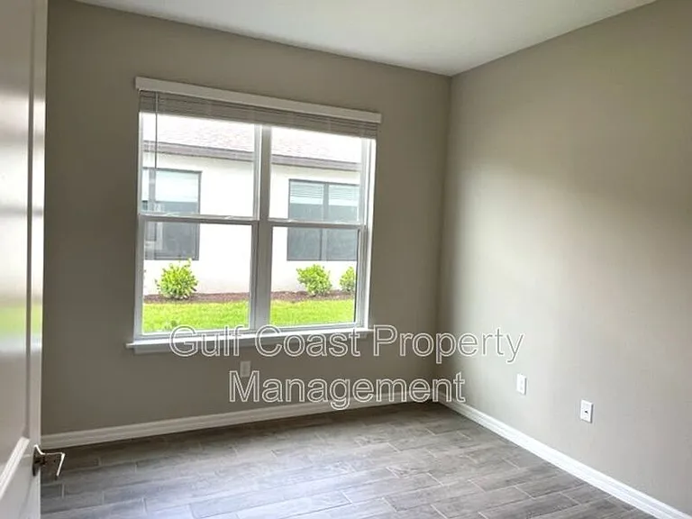 15352 Isla Palma Ln — Photo 11