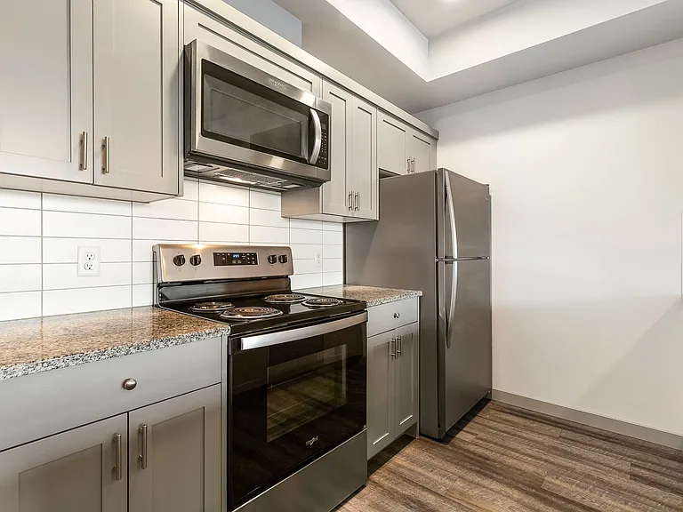 221 Prince Ave — Photo 12