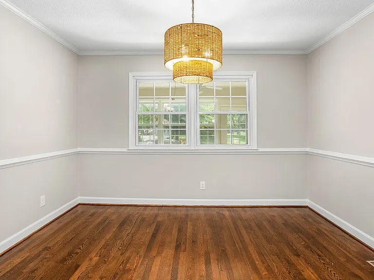 701 N Peace Haven Rd — Photo 16