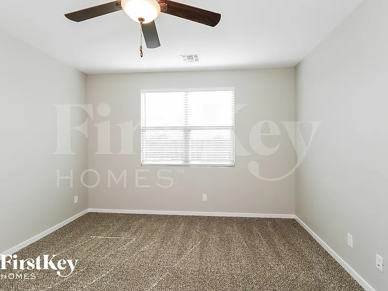 10245 W Wood St — Photo 9