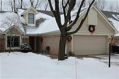 1st image of 6640 Golf Green Dr