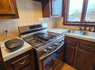 119 E Main St APT 3, Fall River, MA 02724