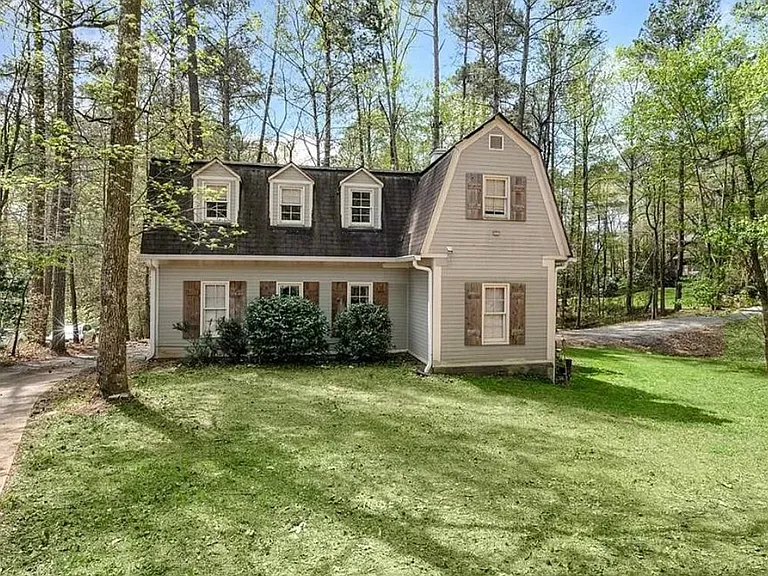 280 Waverly Hall Cir — Photo 1