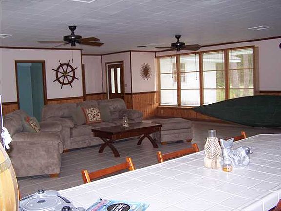 3rd image of 176 Orleans Dr