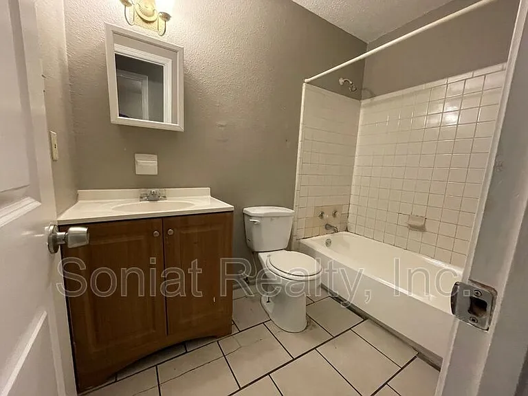 15514 Dwyer Blvd — Photo 3