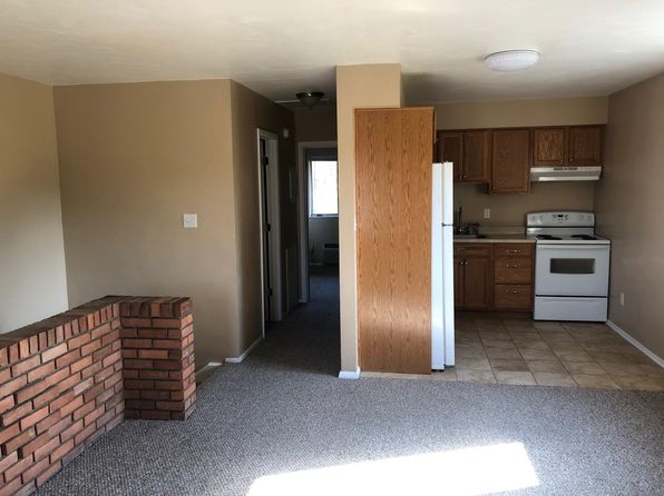 41 Shraders Ln, Irwin, PA 15642