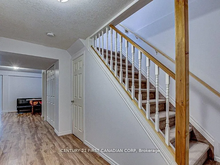 1876 Coronation Dr — Photo 21