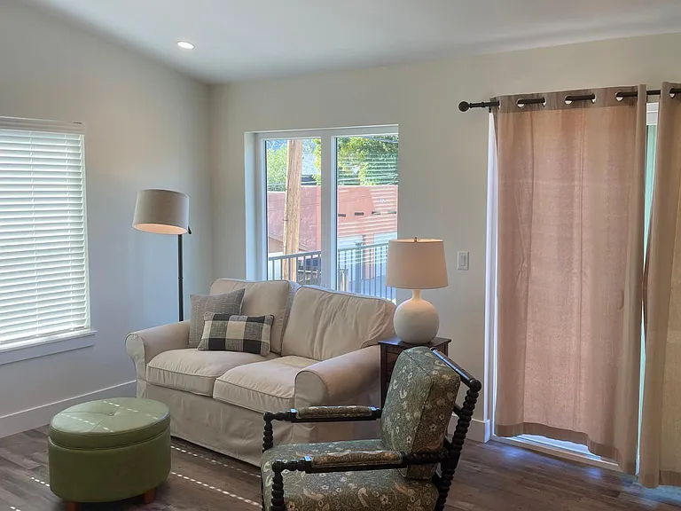 819 D St #2 — Photo 9