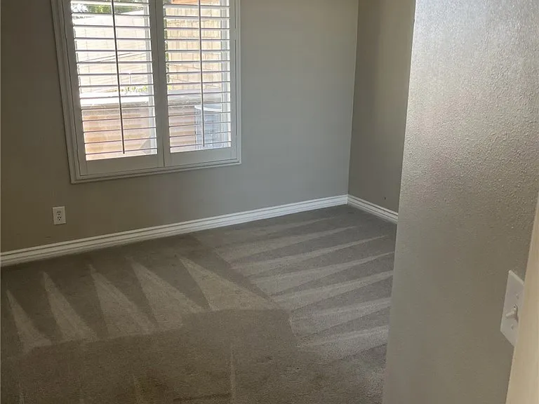 8785 E Wiley Way — Photo 3
