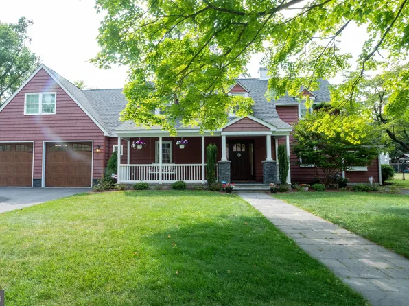 45 Read St, Seaford, DE 19973