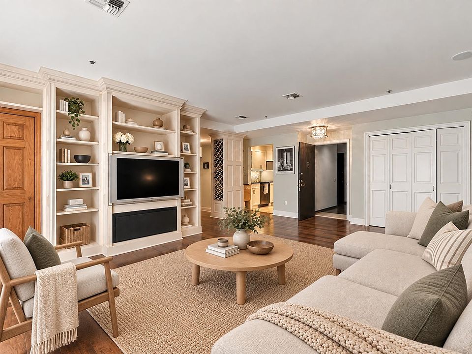 1st image of 72 Park Ave 3B