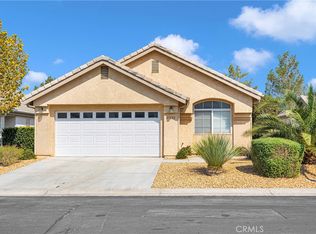 11229 Pleasant Hills Dr, Apple Valley, CA 92308