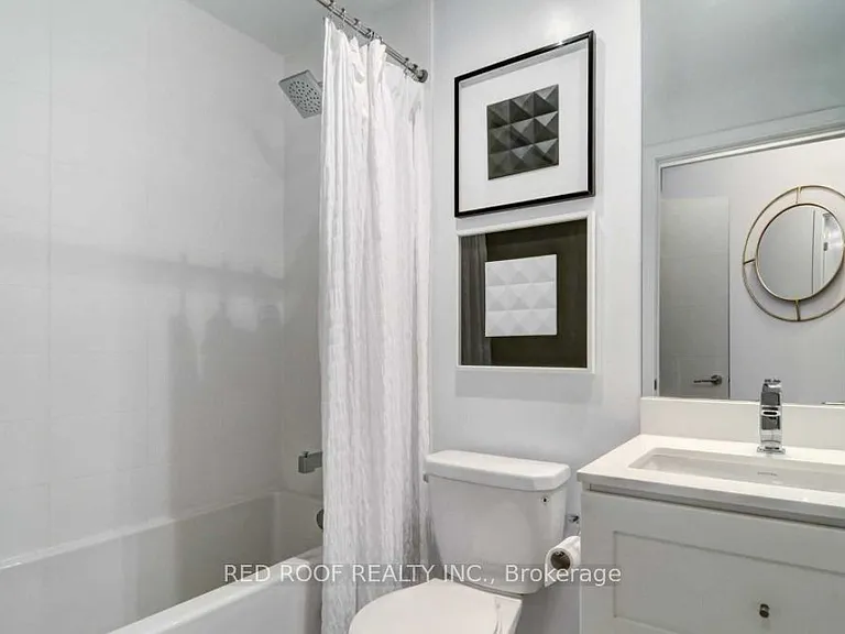 525 Adelaide St W #233 — Photo 6