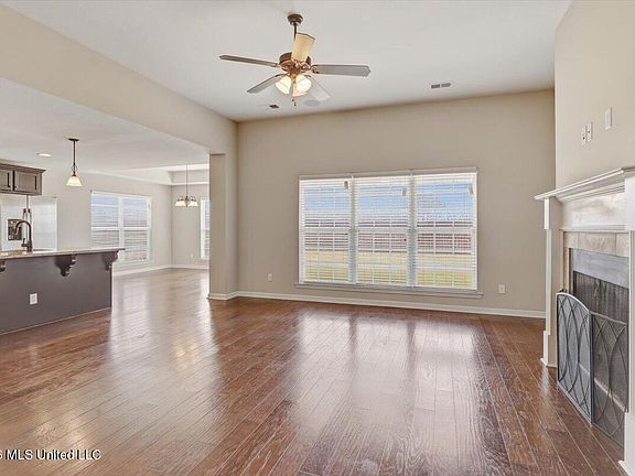 4th image of 3300 Magnolia Bloom Dr