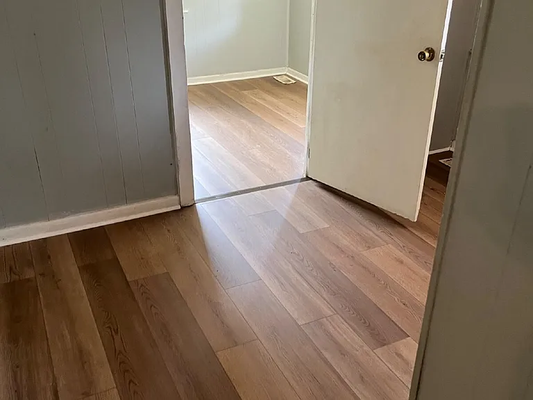 1709 Martin Ave — Photo 6
