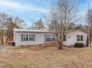 1015 Ashley Meadows Dr, Strawberry Plains, TN 37871