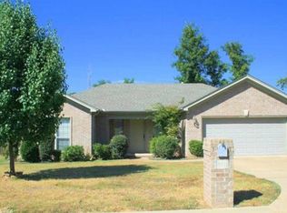 10916 Windridge Dr, Sherwood, AR 72120