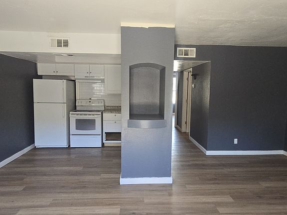 3rd image of 1101 E Roosevelt St APT 1