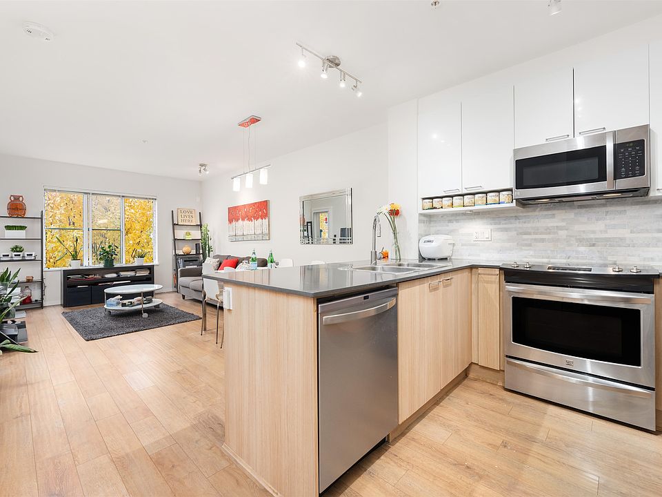 1st image of 210 Lebleu St #301