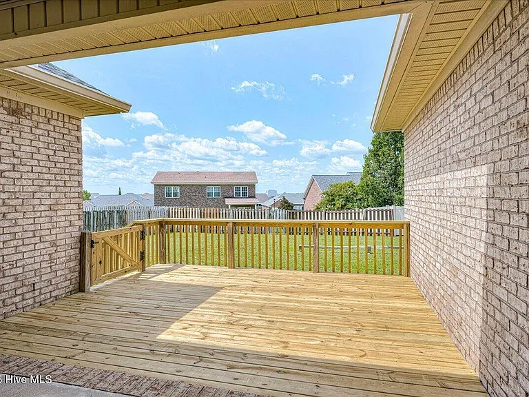4552 Logans Way — Photo 24